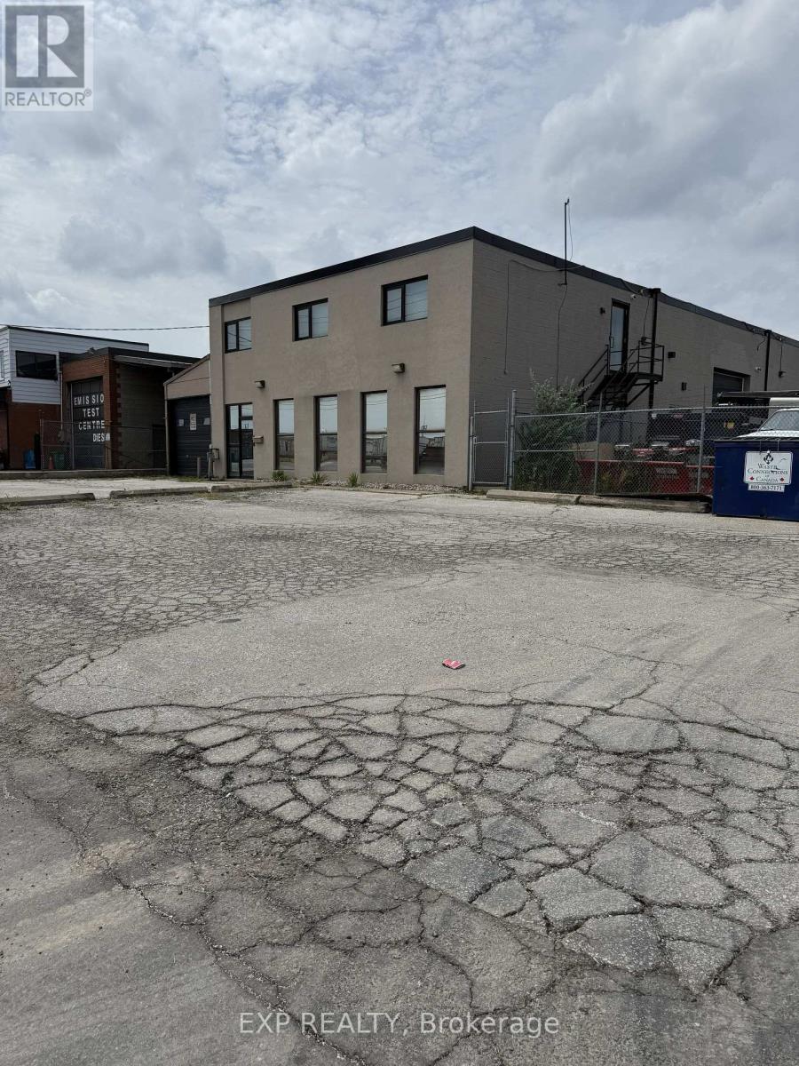 1261 Britannia Road E, Mississauga, ON