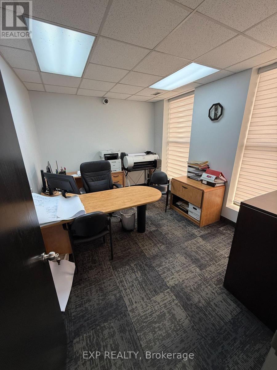 1261 Britannia Road E, Mississauga, ON