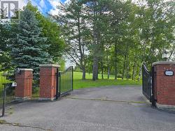 13191 MCCOWAN ROAD Whitchurch-Stouffville, ON L4A 7X5