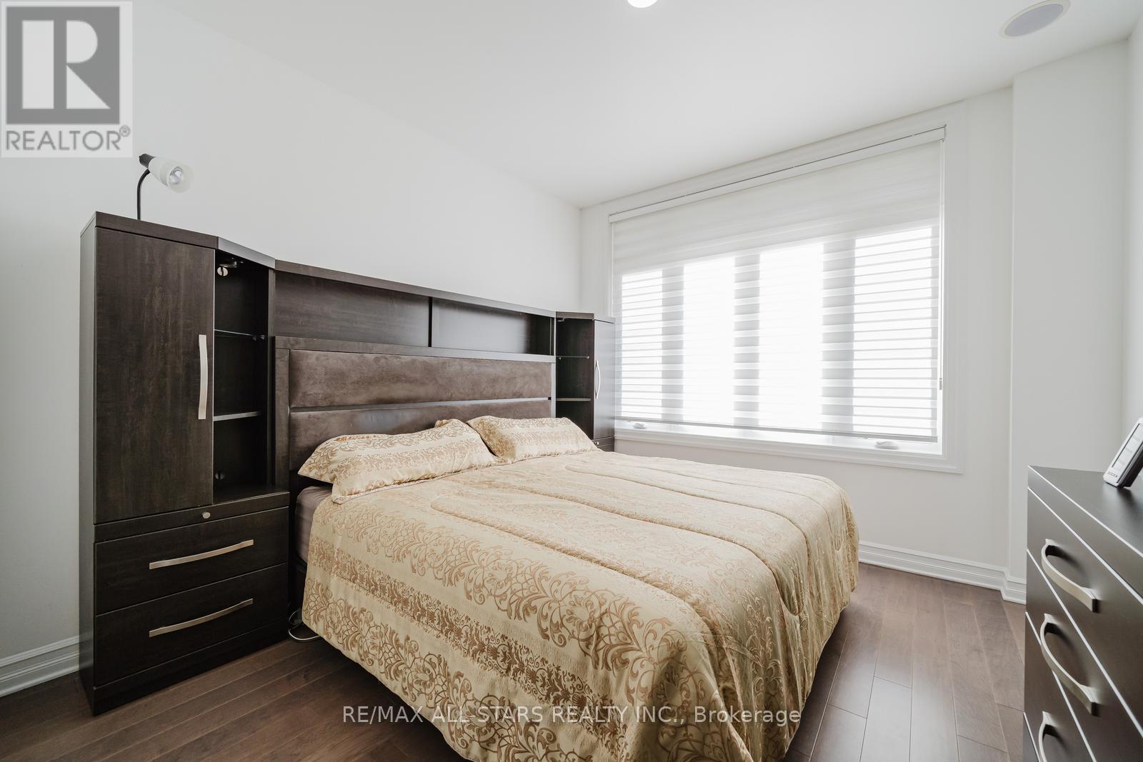 26 Lancer Drive, Vaughan, ON - Indoor Photo Showing Bedroom