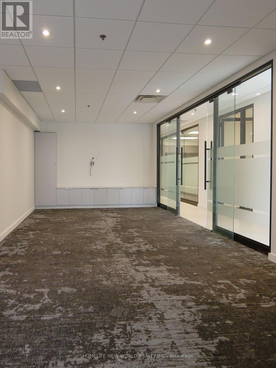 118 - 8901 Woodbine Avenue, Markham, ON