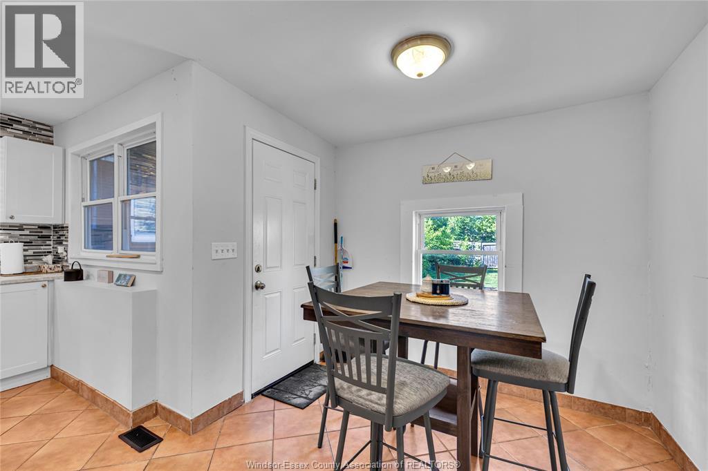 1757 Pierre, Windsor, ON - Indoor Photo Showing Dining Room