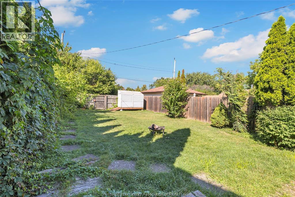 1757 Pierre, Windsor, ON - Outdoor