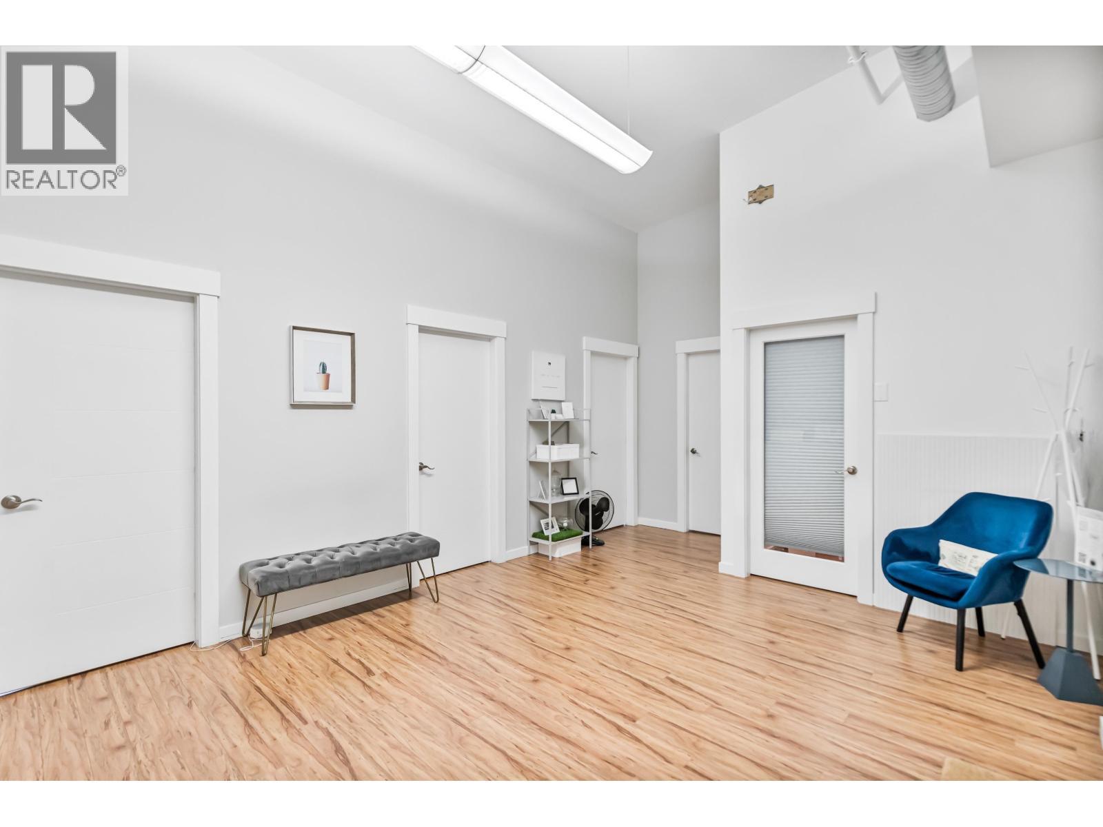 201 22320 Lougheed Highway, Maple Ridge, BC