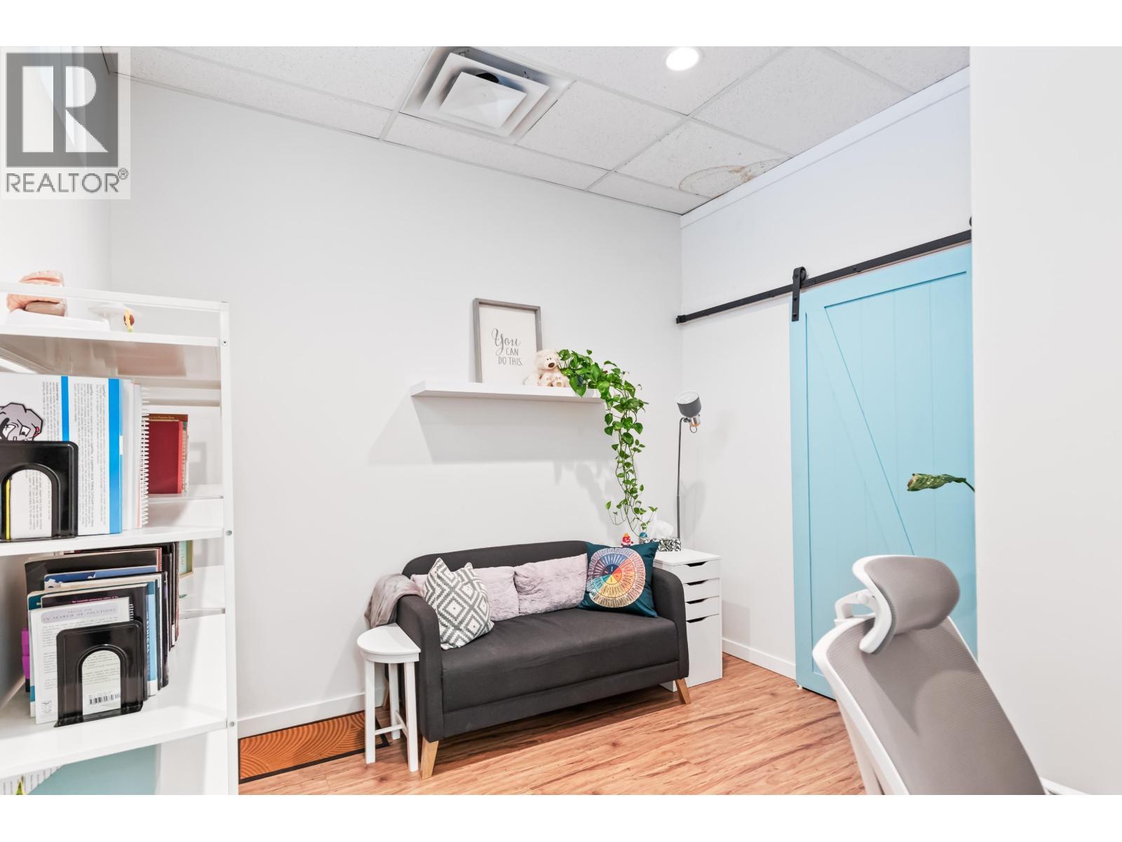 201 22320 Lougheed Highway, Maple Ridge, BC