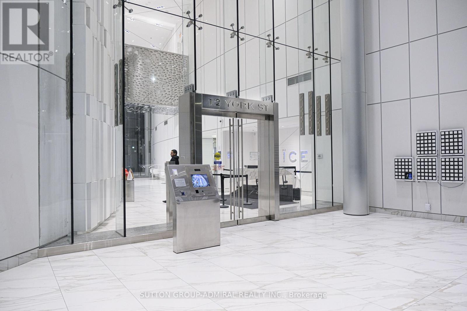 4908 - 12 York Street, Toronto, ON - Indoor Photo Showing Other Room