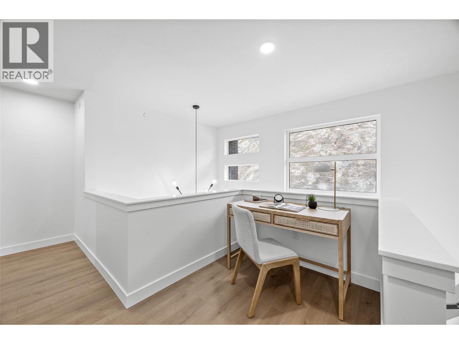 5026 Sun Rivers Drive, Kamloops, BC - Indoor Photo Showing Office