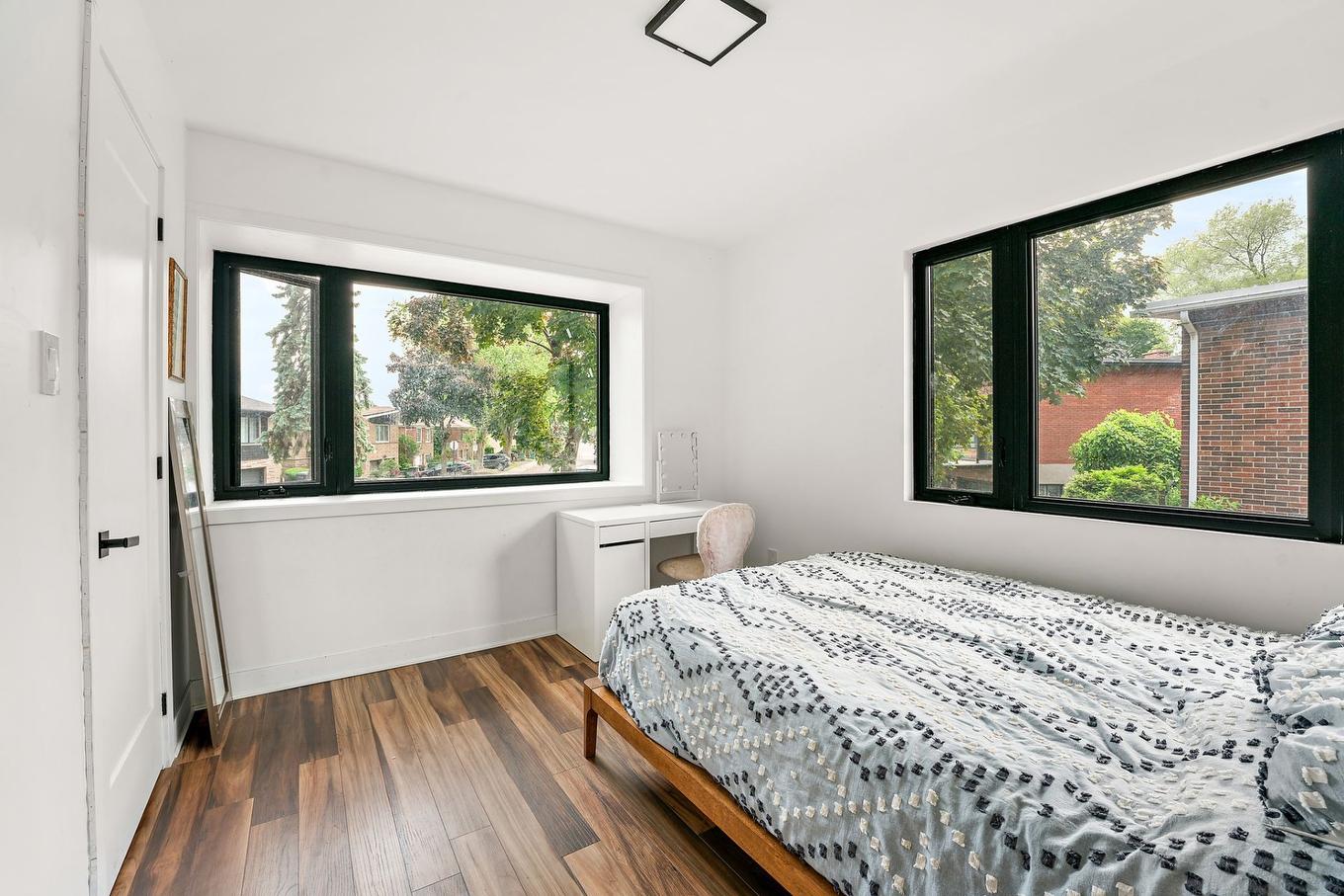 Chambre à coucher - 845 Rue Abbott, Montréal (Saint-Laurent), QC - Indoor Photo Showing Bedroom
