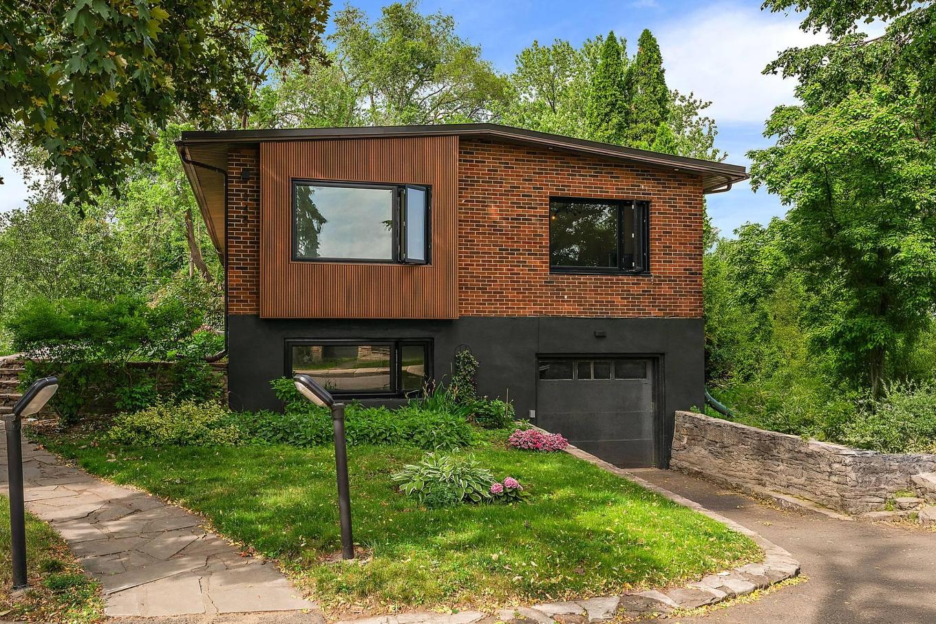 Façade - 845 Rue Abbott, Montréal (Saint-Laurent), QC - Outdoor