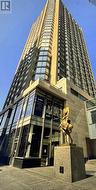 2917 - 155 YORKVILLE AVENUE Toronto, ON M5R 0B4