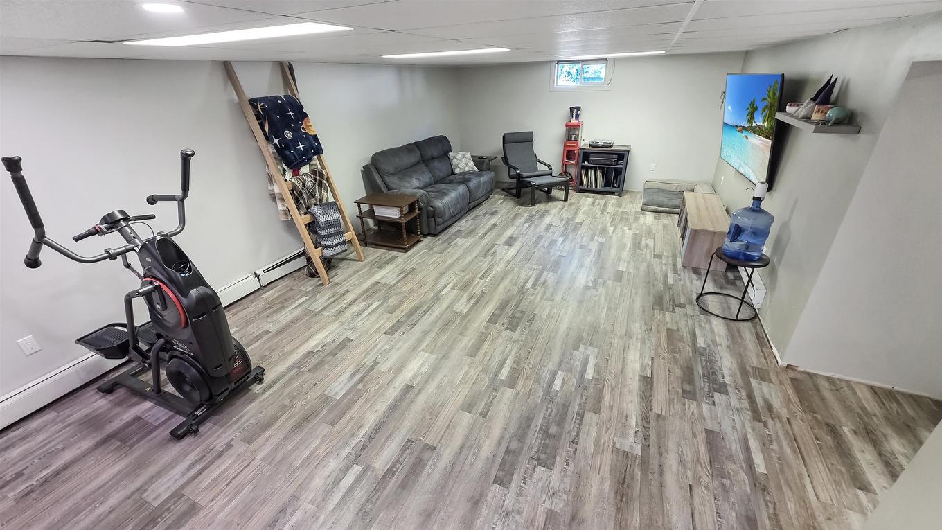 912 Ninth Street N, Kenora, ON - Indoor Photo Showing Basement