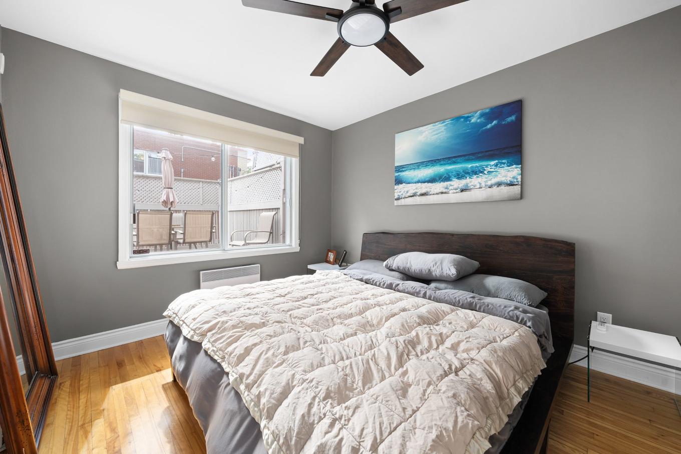 Chambre à coucher - 4684 Av. Hingston, Montréal (Côte-Des-Neiges/Notre-Dame-De-Grâce), QC - Indoor Photo Showing Bedroom