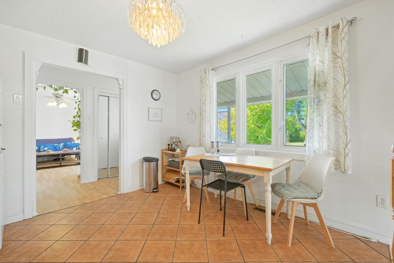 Kitchen - 580 Boul. Nobert, Longueuil (Le Vieux-Longueuil), QC - Indoor Photo Showing Dining Room