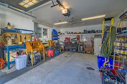Garage -