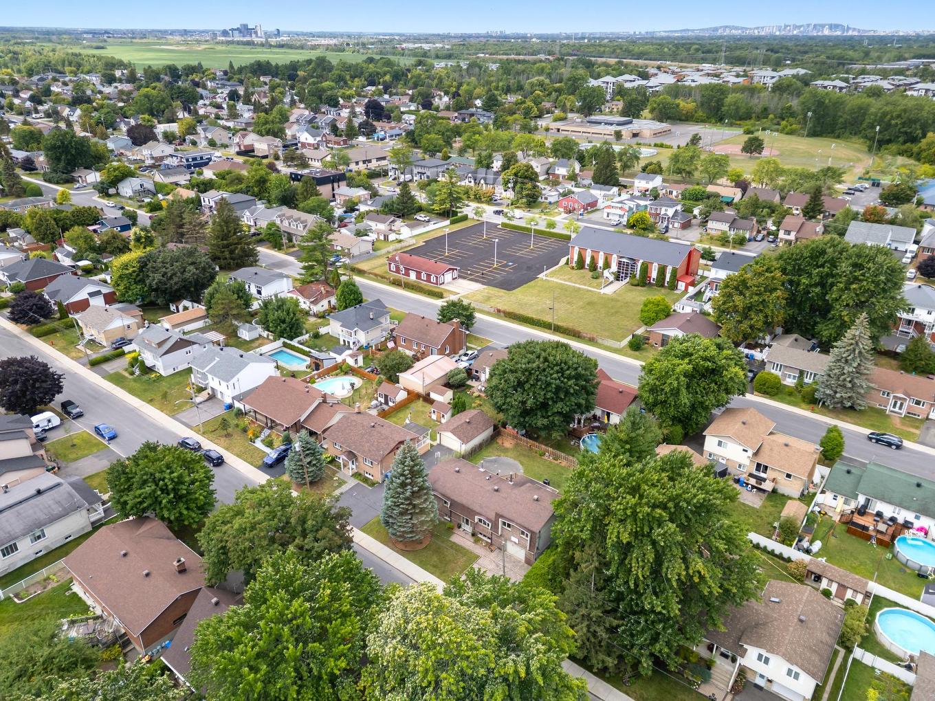 Aerial photo - 3370 Rue De L'Université, Longueuil (Saint-Hubert), QC - Outdoor With View