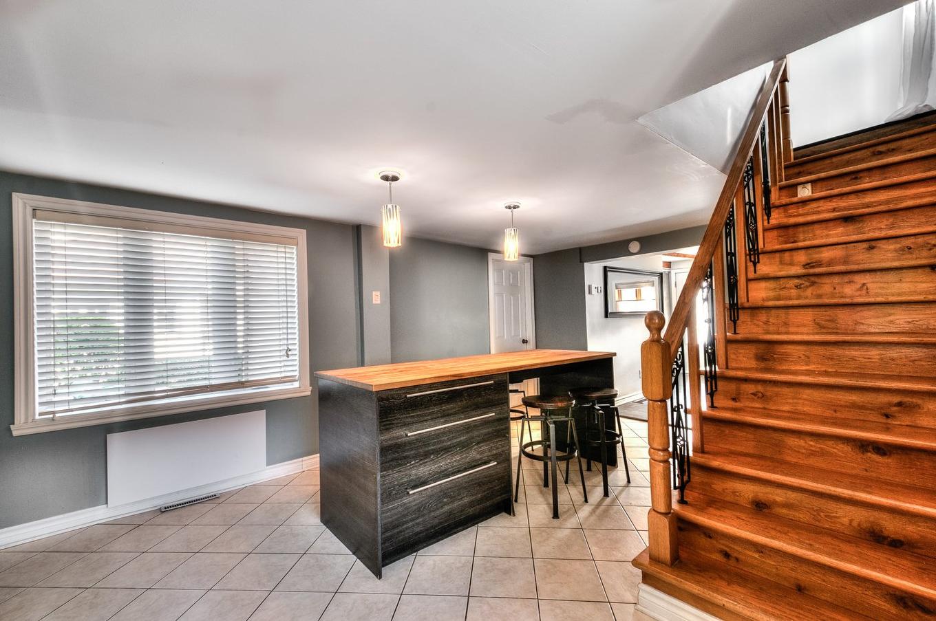 Kitchen - 128 Rue Mackenzie-King, Saint-Jean-Sur-Richelieu, QC - Indoor Photo Showing Other Room