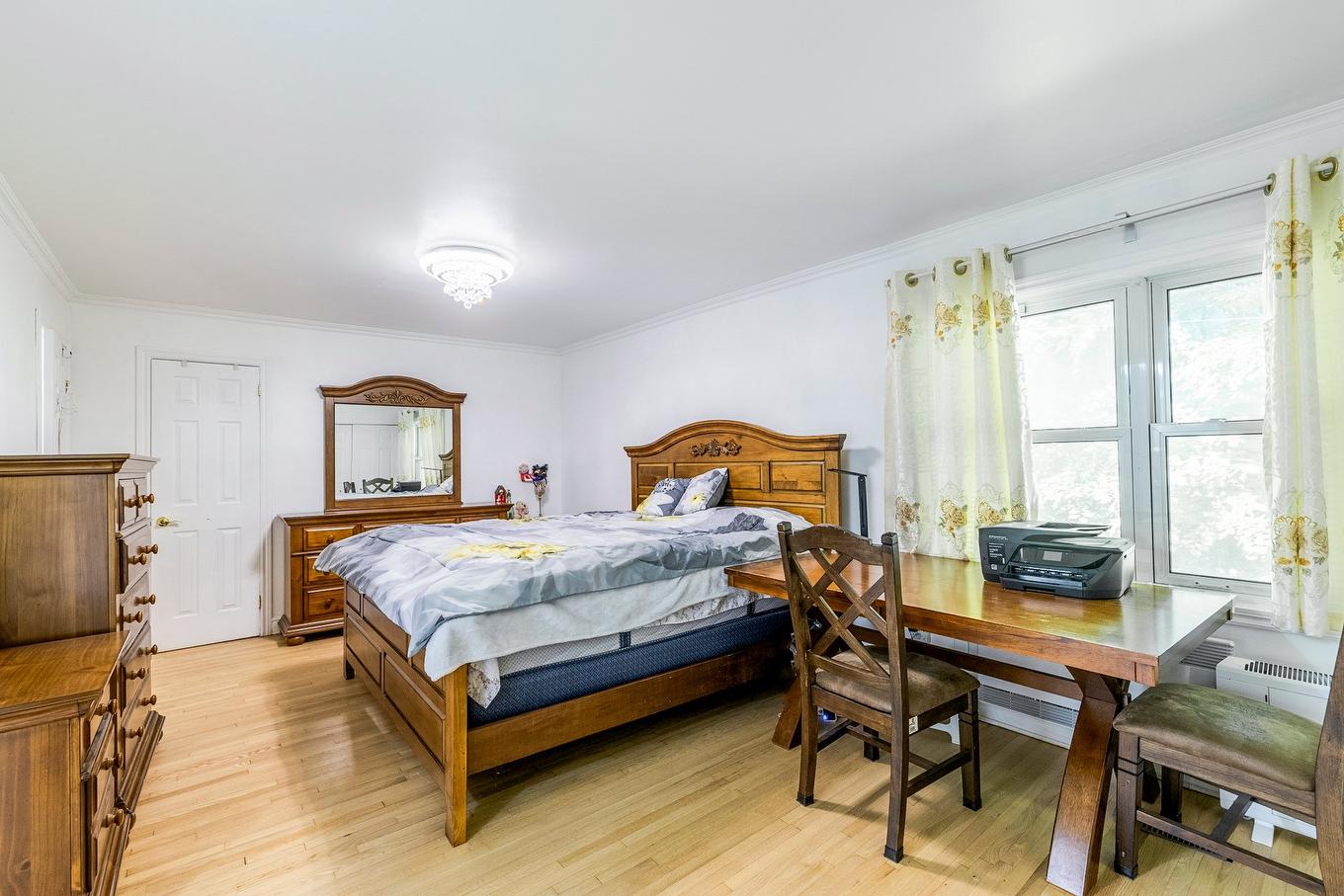 Chambre à coucher principale - 533 Boul. Beaconsfield, Beaconsfield, QC - Indoor Photo Showing Bedroom
