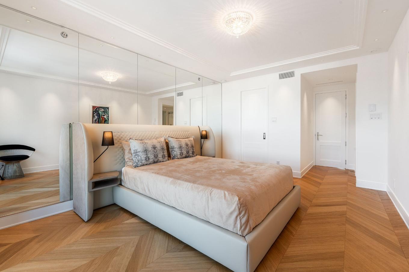 Chambre à coucher - 15-A-3430 Rue Peel, Montréal (Ville-Marie), QC - Indoor Photo Showing Bedroom