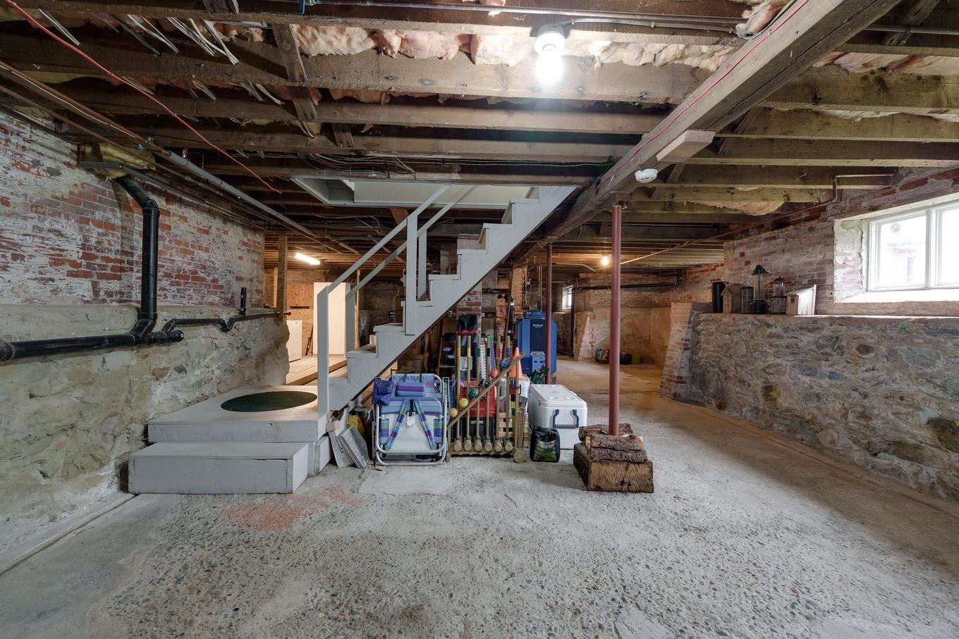 57 William Street, Yarmouth, NS