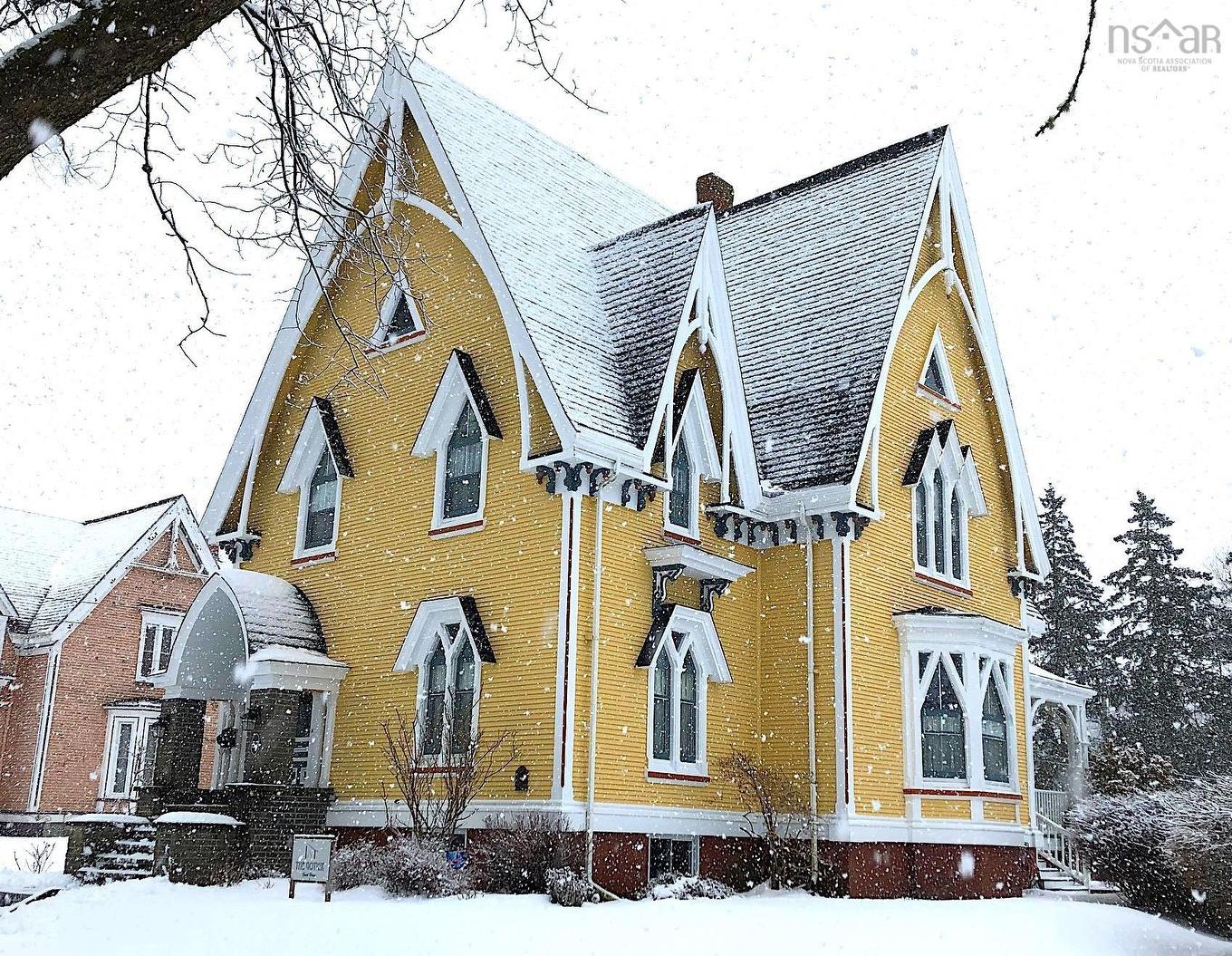 57 William Street, Yarmouth, NS