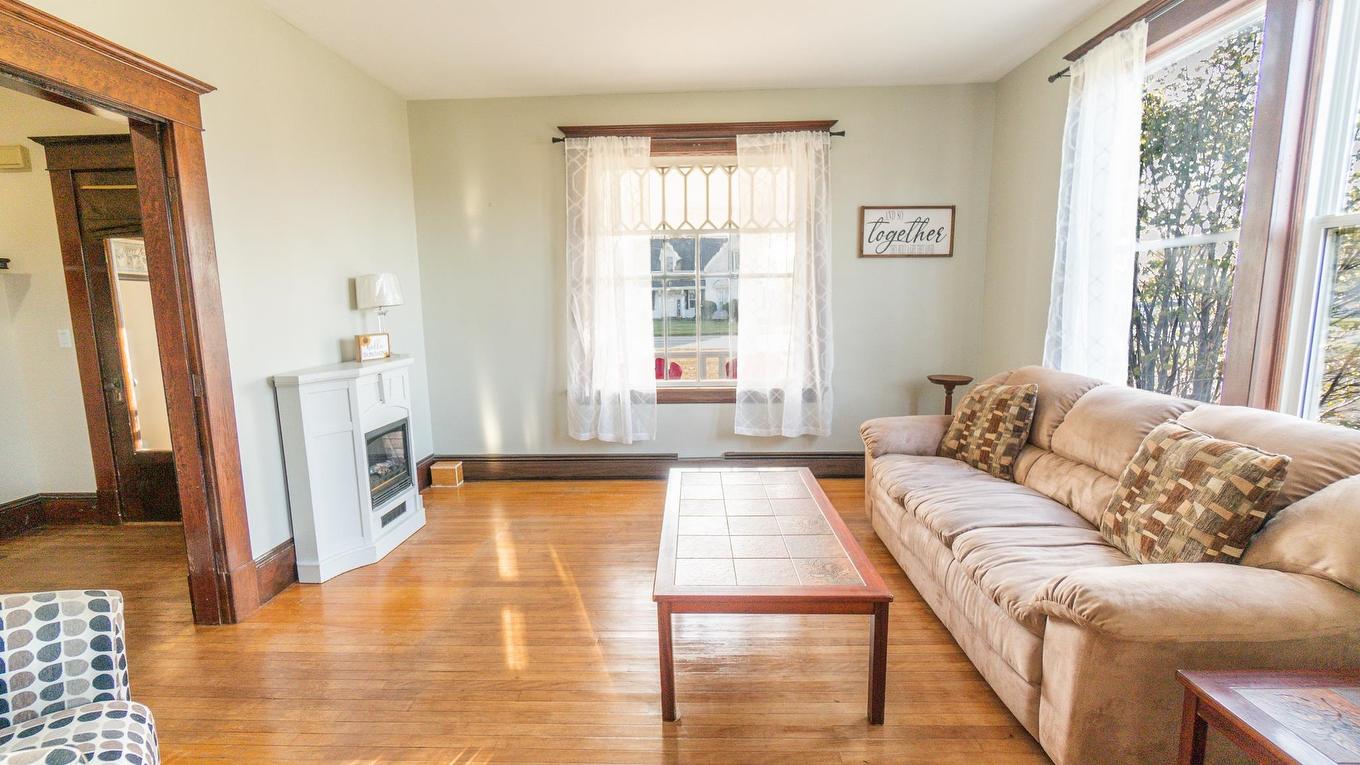 21720 Tch, North Tryon, PE