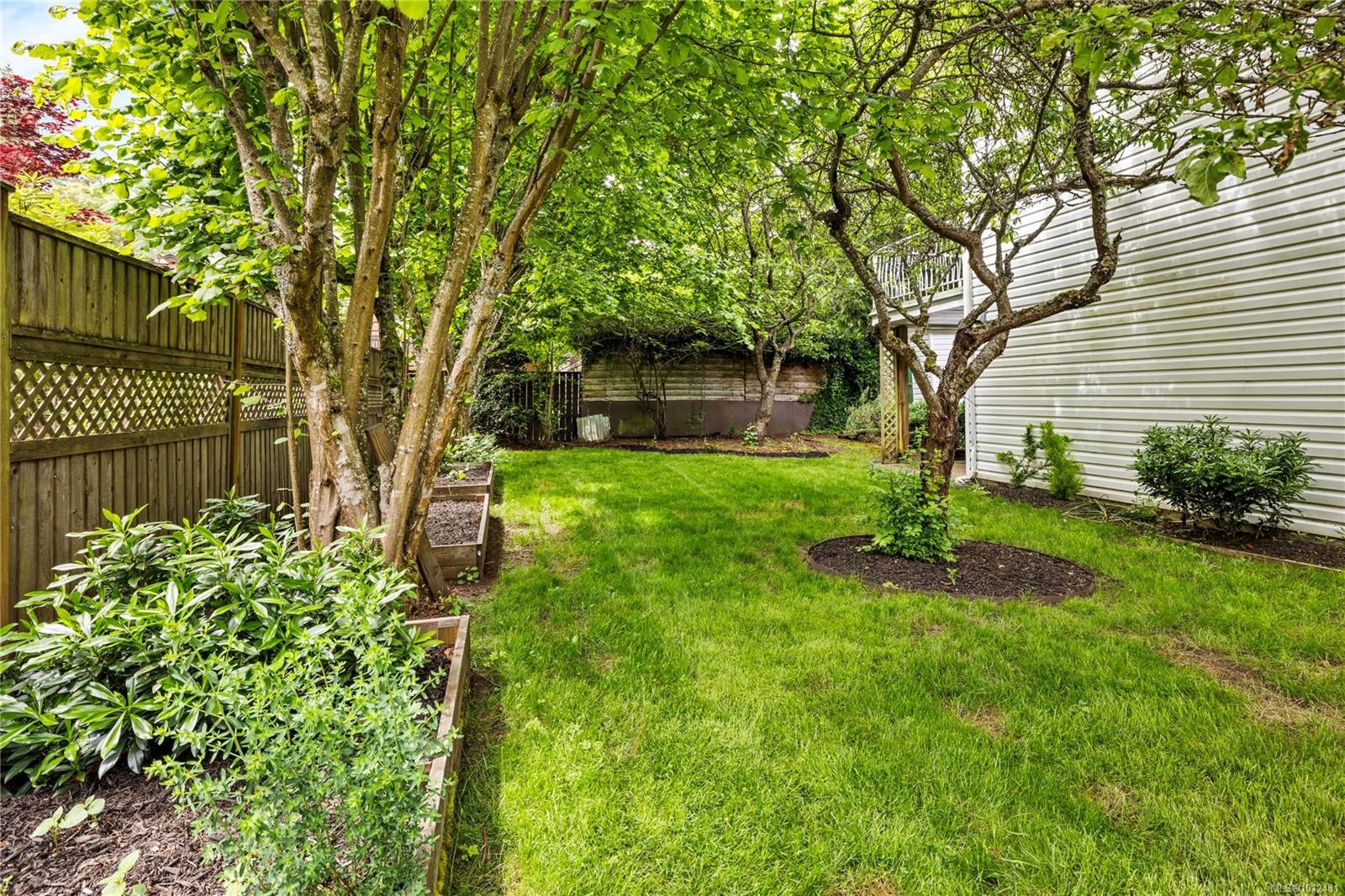 1333 Carmel Pl, Nanoose Bay, BC