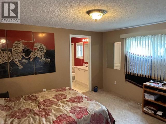 4573 Sanderson Road, Texada Island, BC - Indoor Photo Showing Bedroom