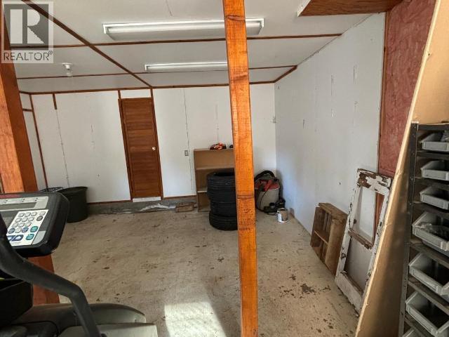 4573 Sanderson Road, Texada Island, BC - Indoor Photo Showing Garage