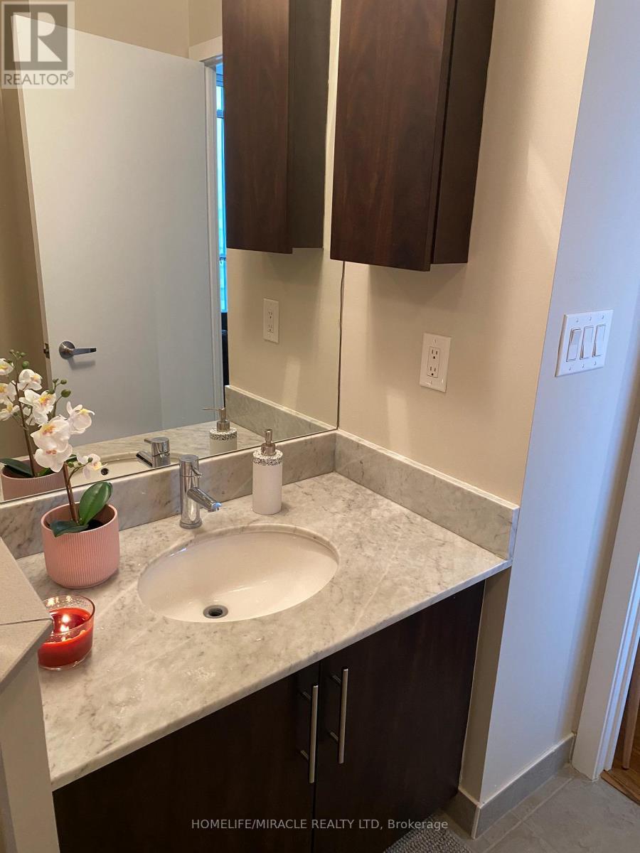 4901 - 65 Bremner Boulevard, Toronto, ON - Indoor Photo Showing Bathroom