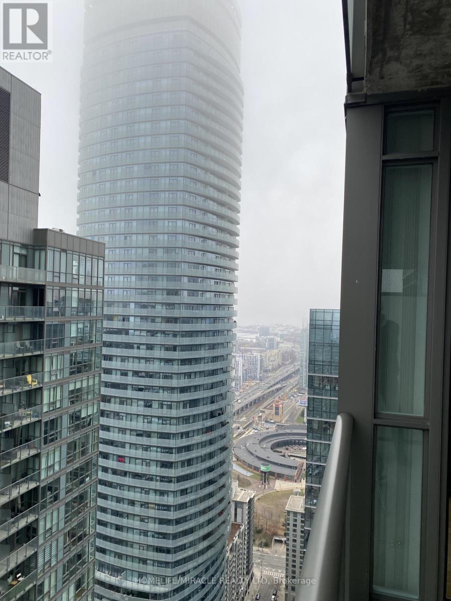 4901 - 65 Bremner Boulevard, Toronto, ON - Outdoor