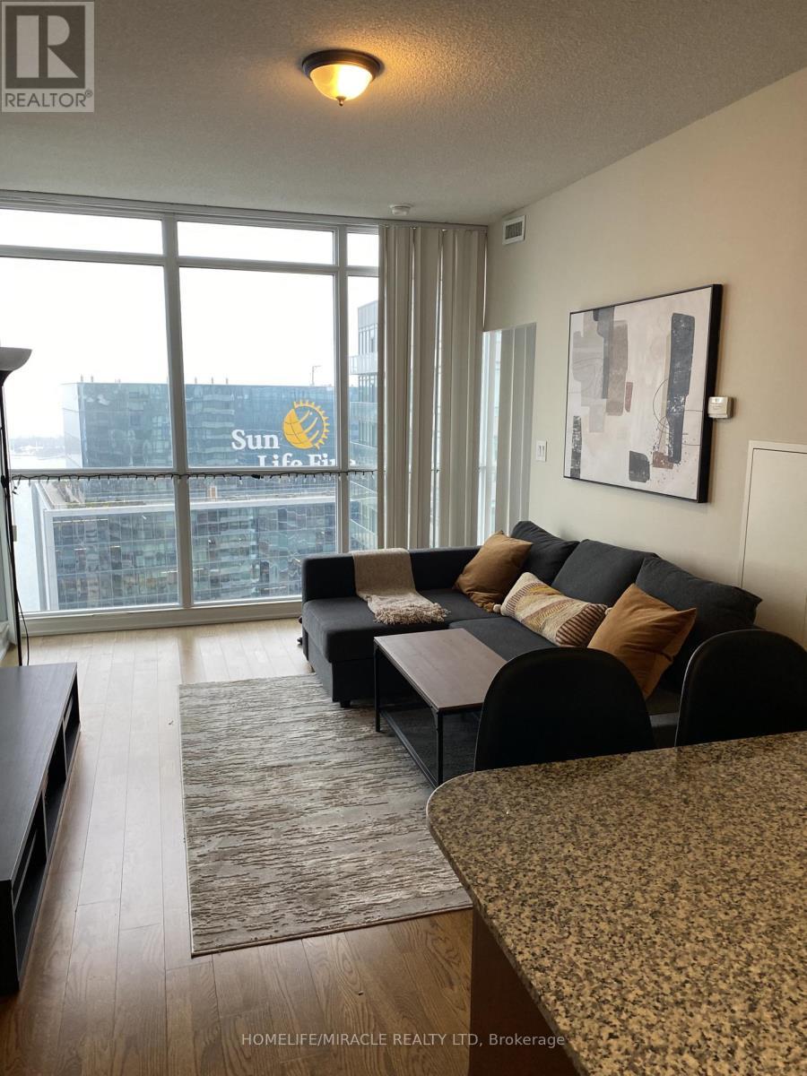 4901 - 65 Bremner Boulevard, Toronto, ON - Indoor Photo Showing Living Room