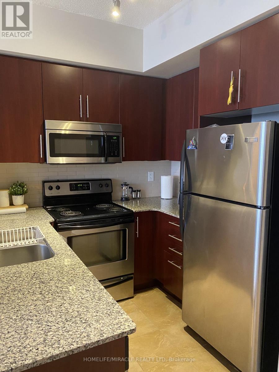 4901 - 65 Bremner Boulevard, Toronto, ON - Indoor Photo Showing Kitchen With Double Sink