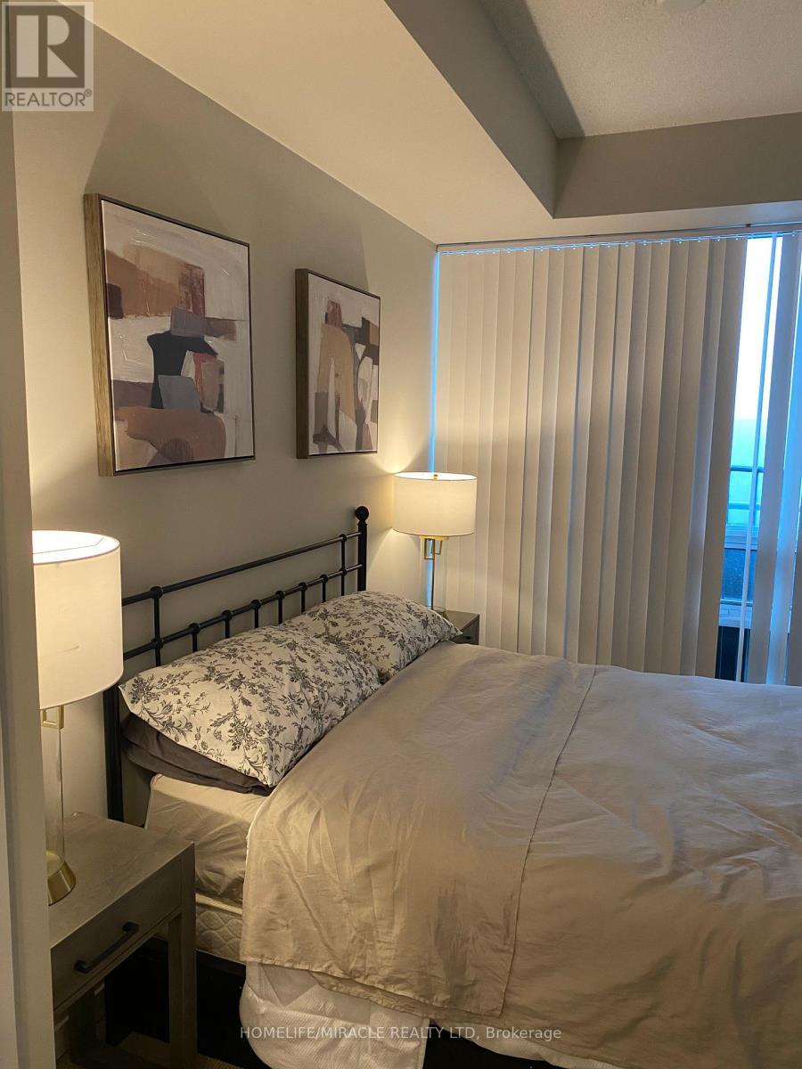 4901 - 65 Bremner Boulevard, Toronto, ON - Indoor Photo Showing Bedroom