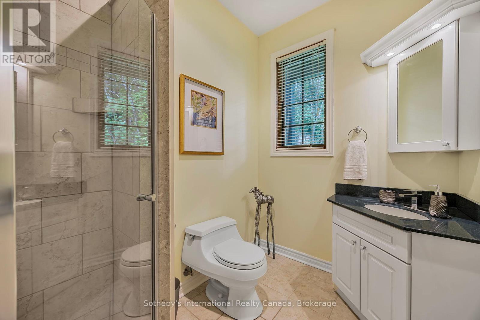 28 Big Tree Circle, Mulmur, ON - Indoor Photo Showing Bathroom