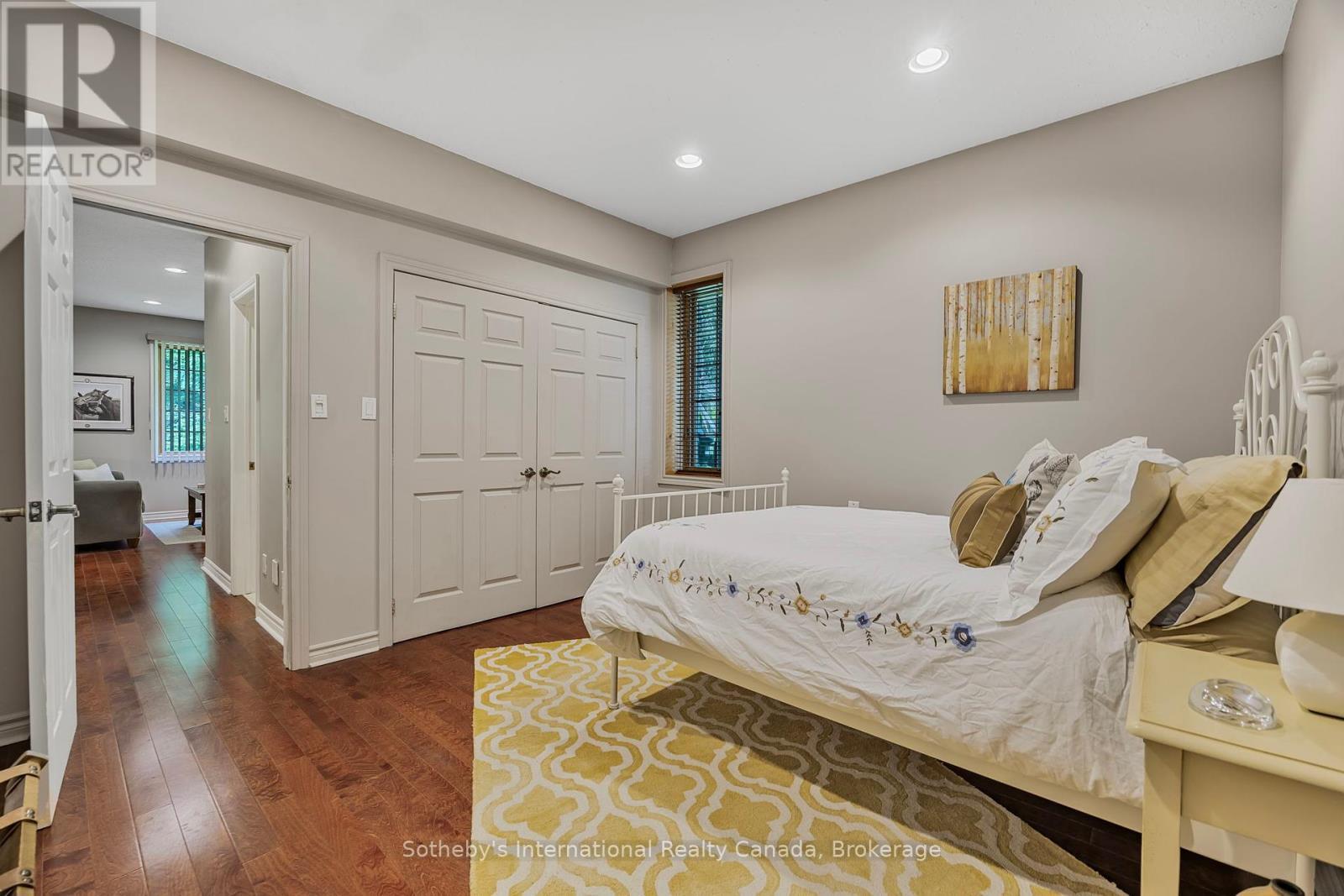 28 Big Tree Circle, Mulmur, ON - Indoor Photo Showing Bedroom