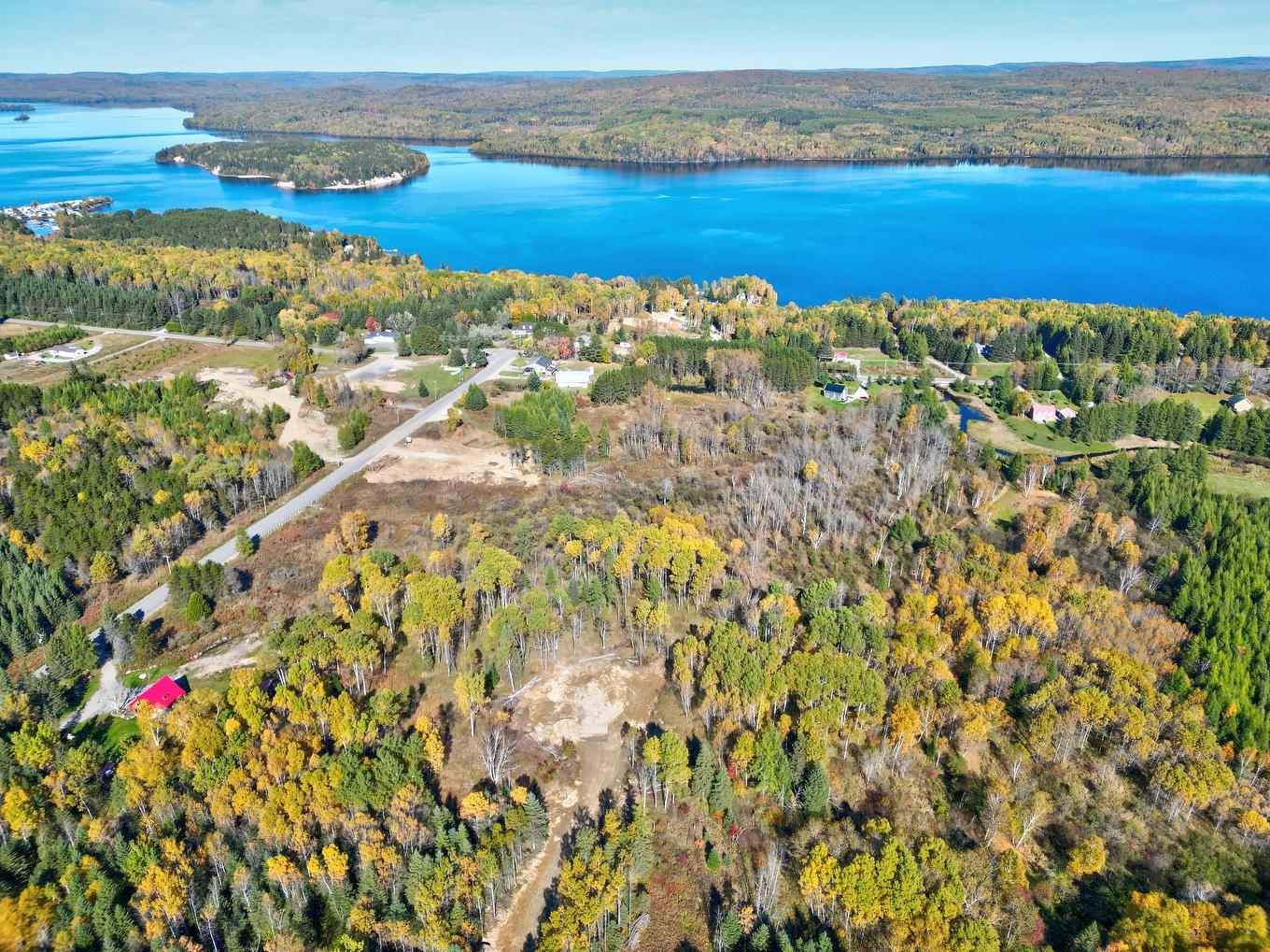 Aerial photo - 6-Ch. De La Belle Dame, Saint-Michel-Des-Saints, QC