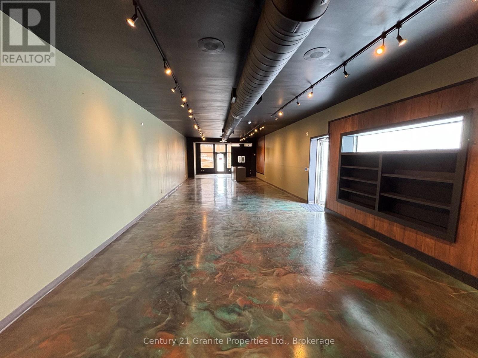 18 John Street, Huntsville (Chaffey), ON