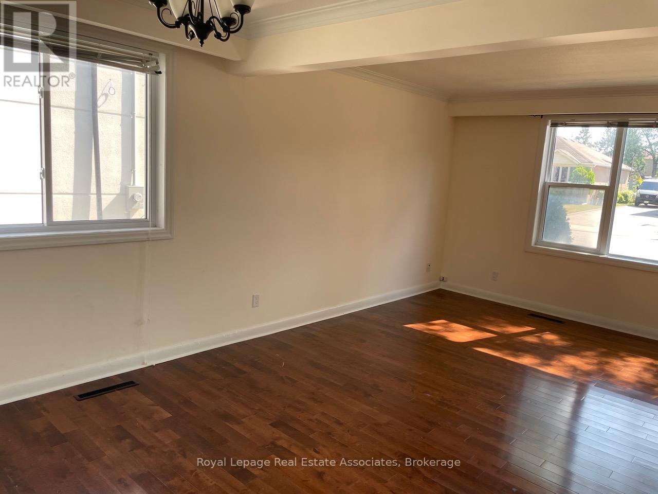 43 Broadview Avenue, Mississauga, ON - Indoor Photo Showing Other Room