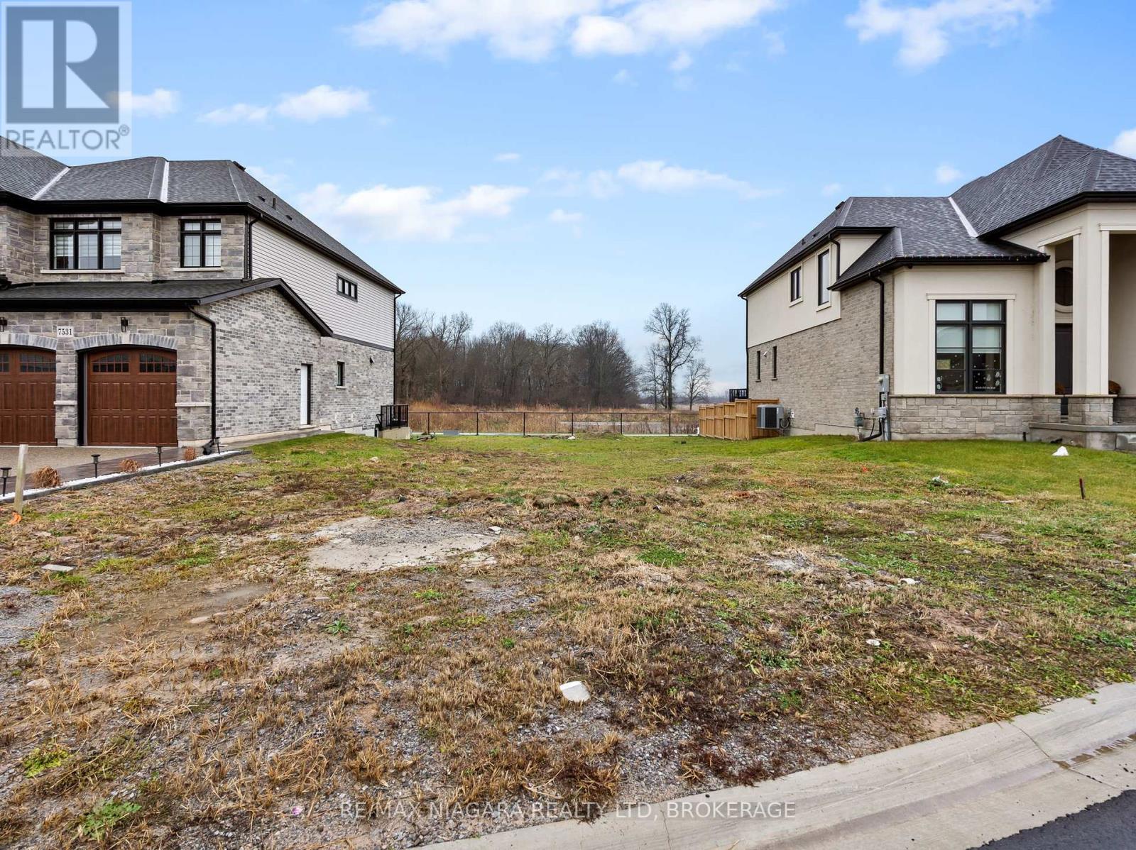 7521 Sherrilee Crescent, Niagara Falls (Brown), ON