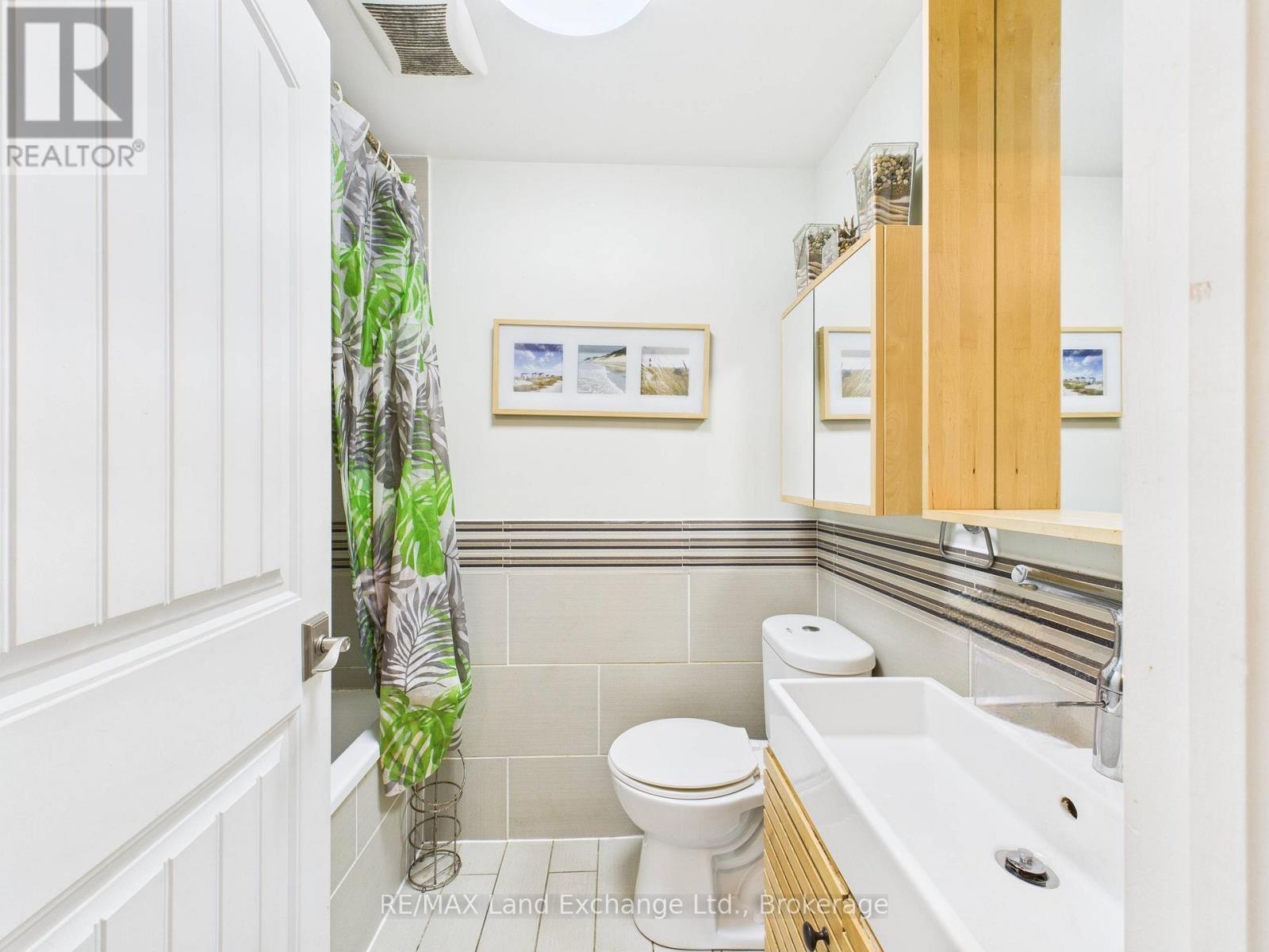 27 - 850 Walsh Street, Kincardine, ON - Indoor Photo Showing Bathroom
