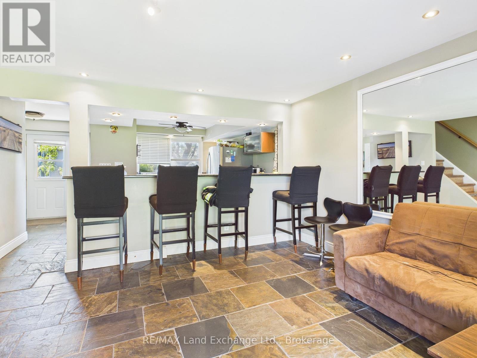 27 - 850 Walsh Street, Kincardine, ON - Indoor