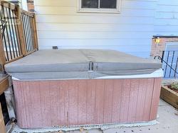Hot Tub -
