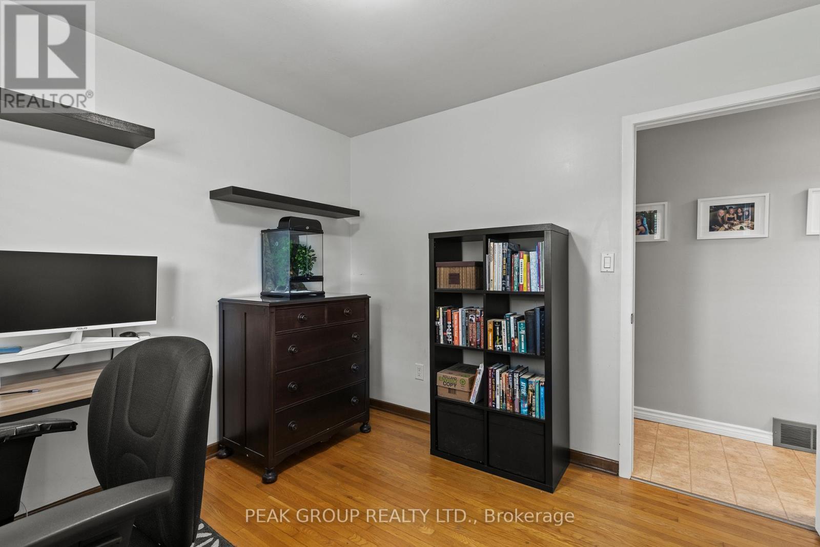 Main floor bedroom - 47 David Street, Welland (Lincoln/Crowland), ON - Indoor Photo Showing Office