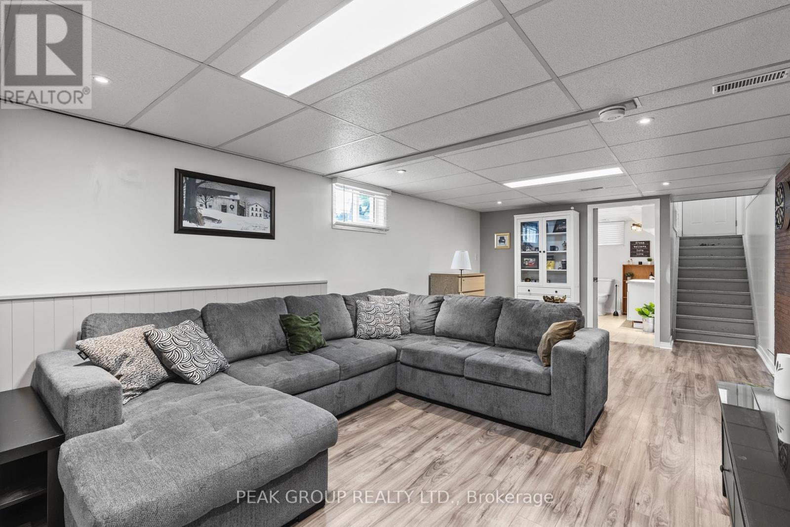 Lower level living area - 47 David Street, Welland (Lincoln/Crowland), ON - Indoor