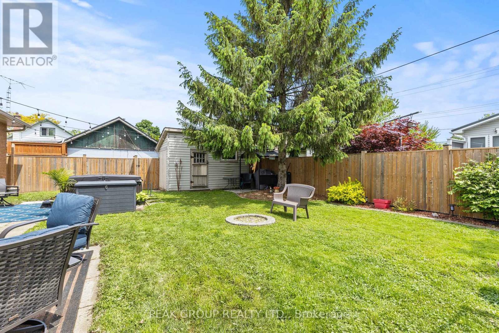 Fully fenced backyard - 47 David Street, Welland (Lincoln/Crowland), ON - Outdoor