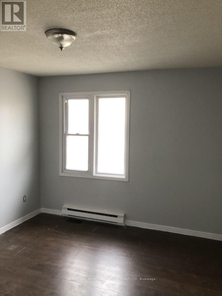 7 Nassau Street, Oshawa (Vanier), ON