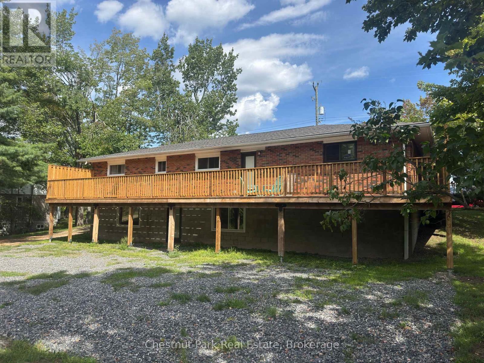 381 High Street, Georgian Bay (Freeman), ON - Outdoor With Deck Patio Veranda