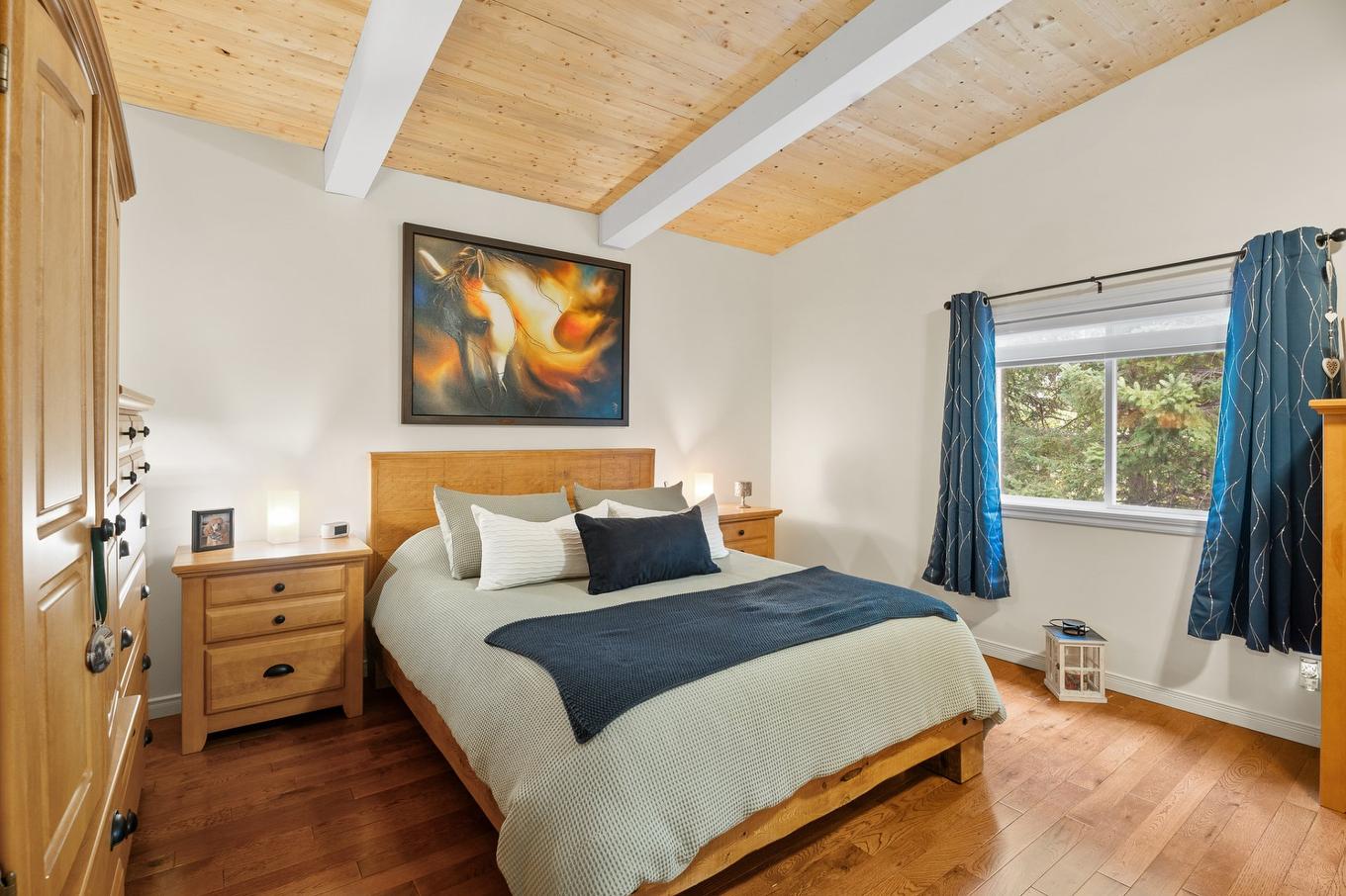 Primary bedroom - 1726 Rue Du Skieur, Sainte-Adèle, QC - Indoor Photo Showing Bedroom