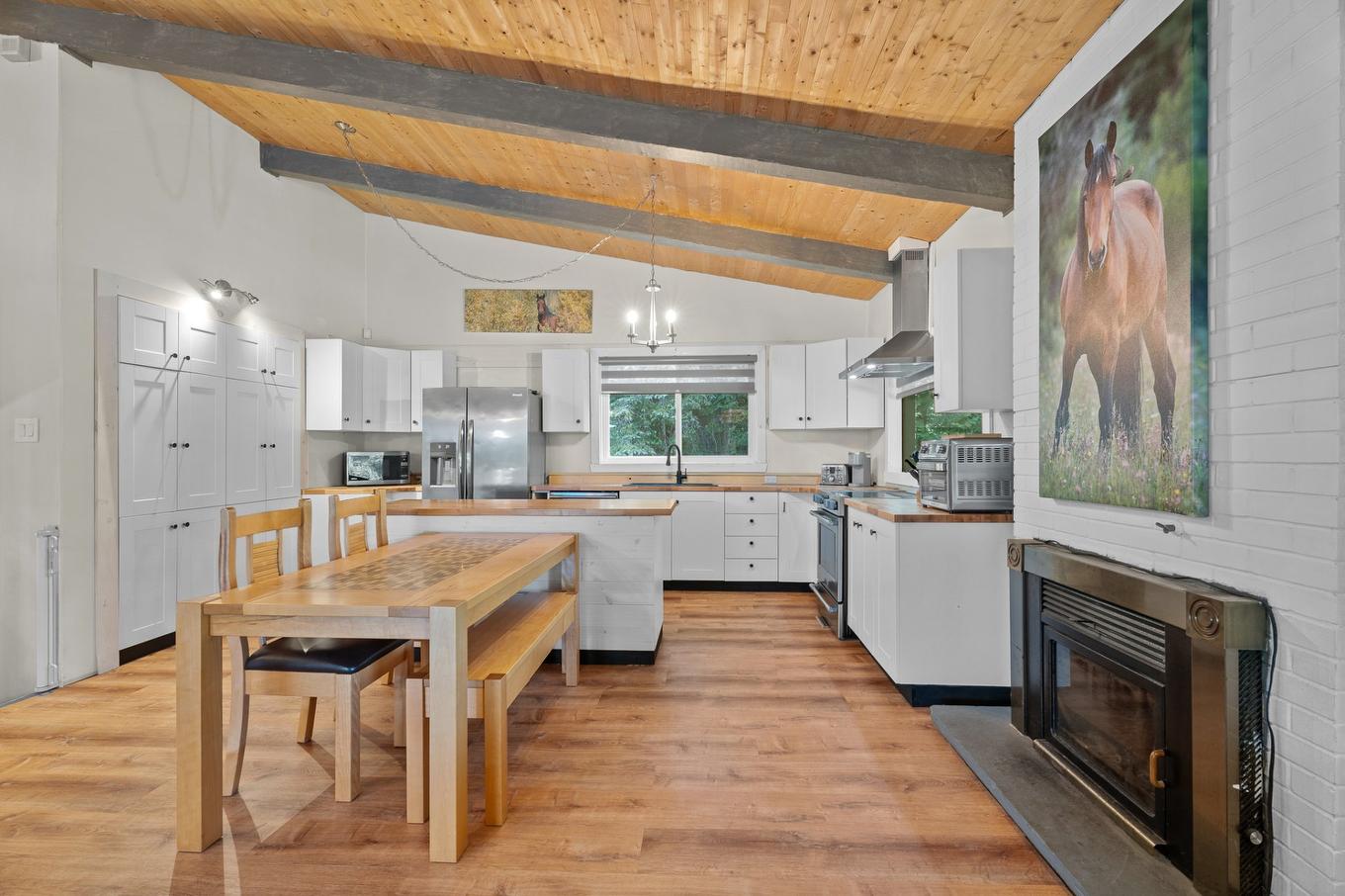 Dining room - 1726 Rue Du Skieur, Sainte-Adèle, QC - Indoor