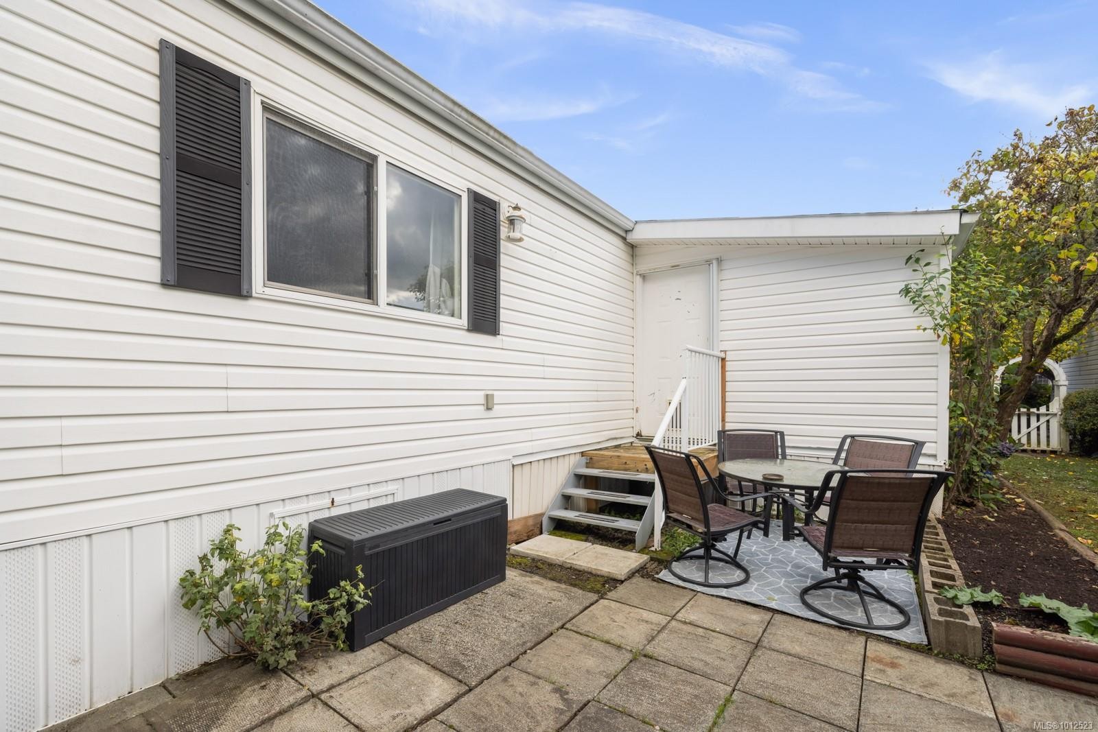 11-7401 Central Saanich Rd, Central Saanich, BC